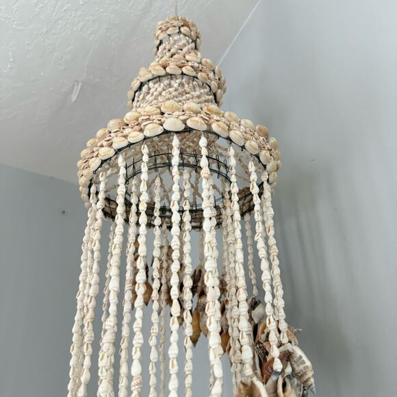 Vintage LARGE Hanging Sea Shell Chandelier Art Boho Cottage Waterfall Wind Chime - Picture 5 of 7